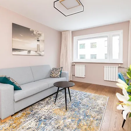 Karu Apartment